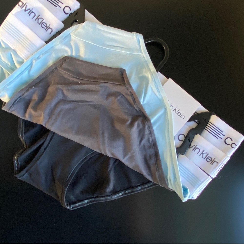 🌱 Calvin Klein 3-pack bikini underwear - Picture 3 of 8